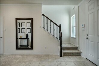 521 Bradford Ln in Hutto, TX - Building Photo - Building Photo