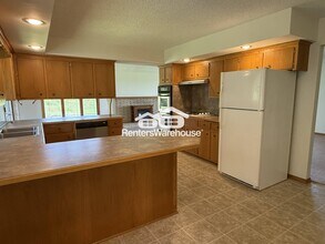 17707 Ward Lake Dr NW in Andover, MN - Building Photo - Building Photo