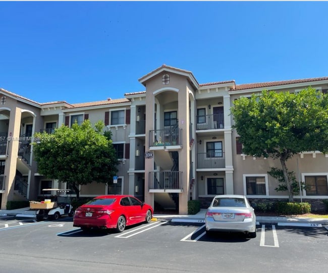 22701 SW 88 Pl in Cutler Bay, FL - Building Photo - Building Photo