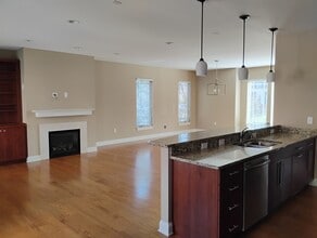 323 Eden Ave in Bellevue, KY - Building Photo - Building Photo