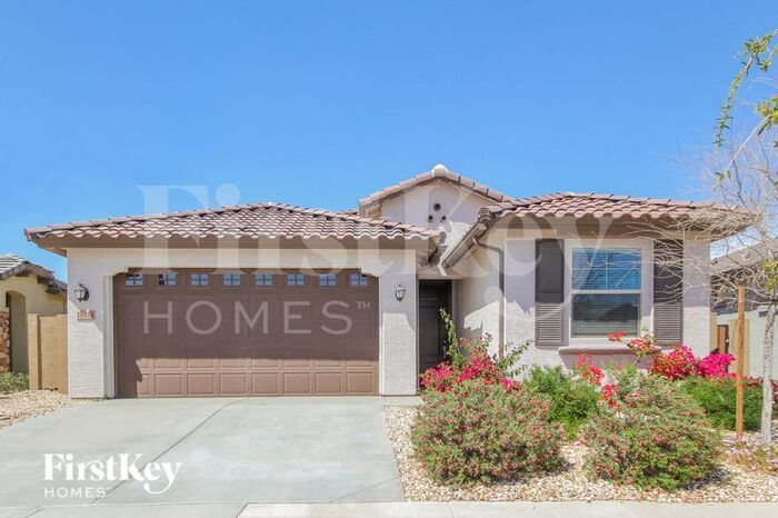 18816 W Canterbury Dr in Surprise, AZ - Foto de edificio