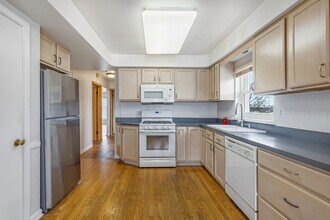 8736 N Ozark Ave in Niles, IL - Building Photo - Building Photo