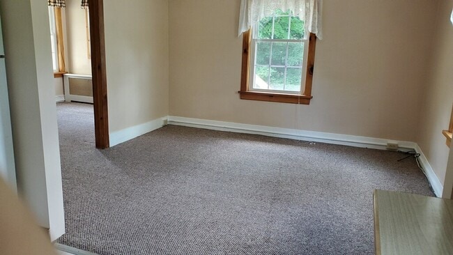 122 Curtis Ave, Unit Apt. #2