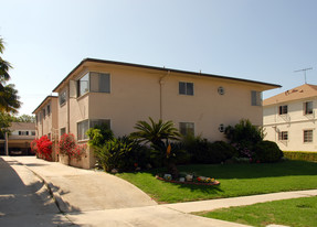 746-752 S Plymouth Blvd Apartamentos