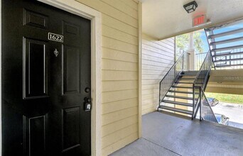 2528 Robert Trent Jones Dr in Orlando, FL - Building Photo - Building Photo