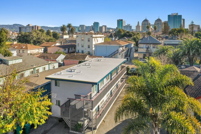 1108 Chestnut St in Oakland, CA - Building Photo - Primary Photo