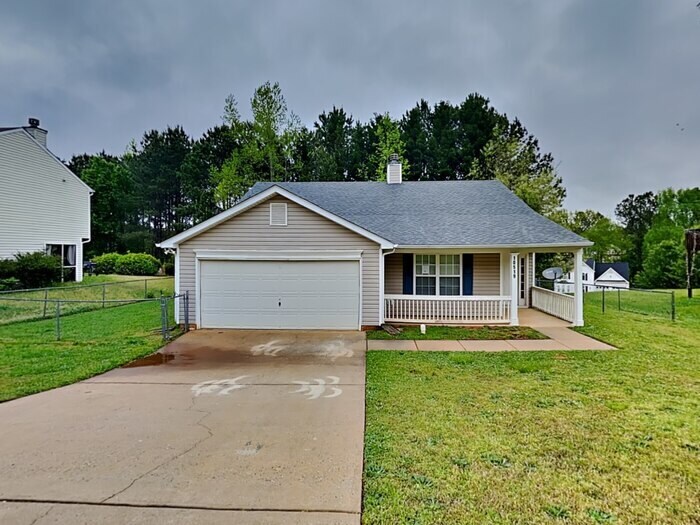 10519 Tobano Trail in Jonesboro, GA - Building Photo