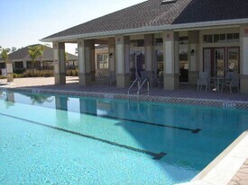 4255 Liron Ave, Unit 1112 in Ft. Myers, FL - Building Photo