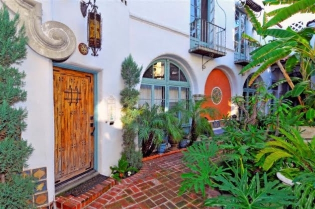 Patio Del Moro in West Hollywood, CA - Foto de edificio - Building Photo