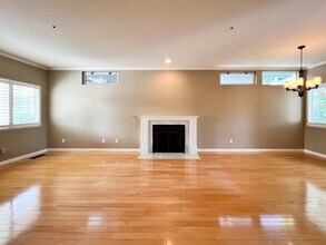 42 Avalon Ct in Napa, CA - Building Photo - Building Photo
