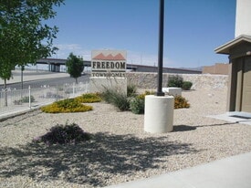 10021 Railroad Dr in El Paso, TX - Building Photo