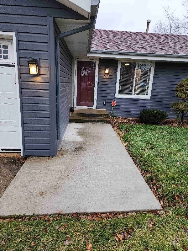 property at 2831 Balsam Ct
