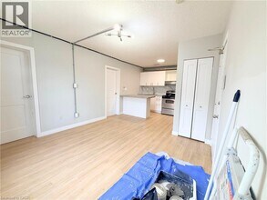 120 Charles St in Hamilton, ON - Building Photo - Building Photo