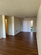 913-915 NE 106th Ave in Vancouver, WA - Building Photo - Building Photo