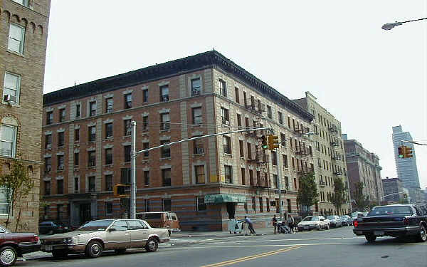 209 Wadsworth Ave in New York, NY - Building Photo - Building Photo