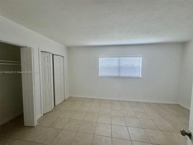 1904 SW 2nd St in Fort Lauderdale, FL - Building Photo - Building Photo