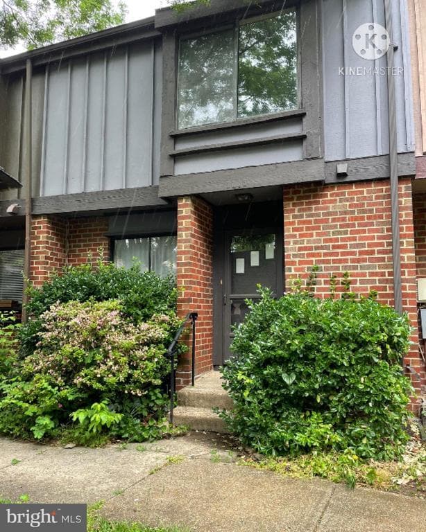 property at 20235 Laurel Hill Way