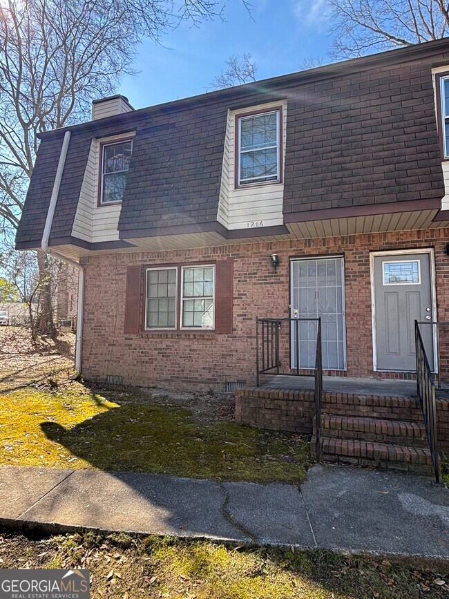 1216 Cedar Creek Ct NW in Conyers, GA - Building Photo - Building Photo