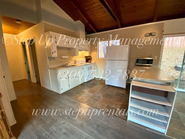 22101 Crystal Falls Dr in Sonora, CA - Building Photo - Building Photo