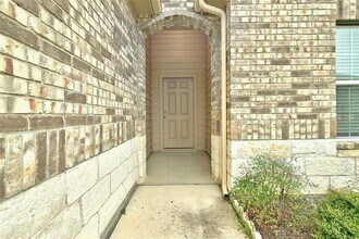 6301 Wideleaf Dr in Austin, TX - Building Photo - Building Photo