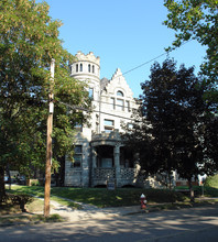 334 S Negley Ave in Pittsburgh, PA - Building Photo - Building Photo