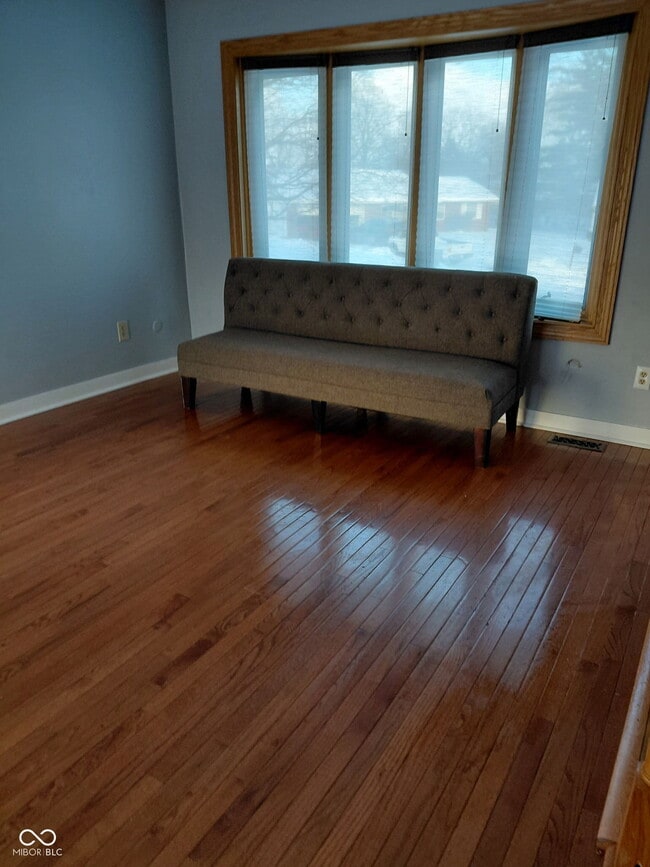 4454 Greenmeadow Cir in Indianapolis, IN - Building Photo - Building Photo