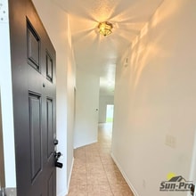 1932 Cove Point Rd in Port Orange, FL - Foto de edificio - Building Photo