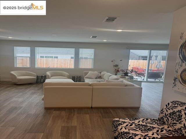 1005 Pioneer Dr in Madera, CA - Building Photo - Building Photo
