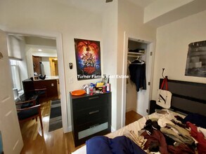 1029 Tremont St, Unit 3 in Boston, MA - Foto de edificio - Building Photo