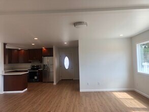 2052 10th Ave in Honolulu, HI - Building Photo - Building Photo