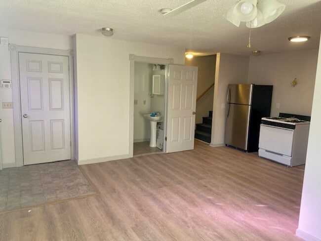 property at 417 Admiral St