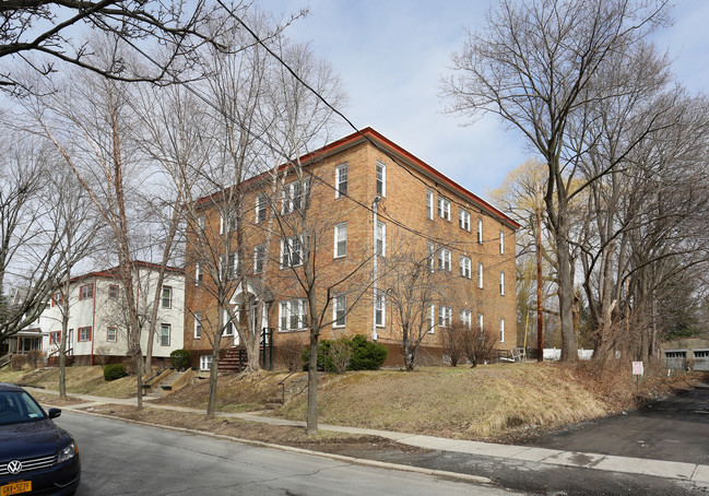 889 Lancaster St in Albany, NY - Building Photo - Building Photo