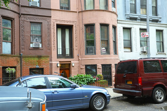 310 W 89th St in New York, NY - Building Photo - Building Photo