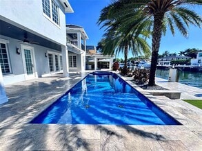 1744 SE 9th St in Fort Lauderdale, FL - Building Photo - Building Photo