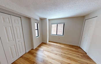 21 Elmer St, Unit 205 in Cambridge, MA - Building Photo - Building Photo