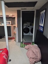 241 Homewood Dr in Bolingbrook, IL - Foto de edificio - Building Photo