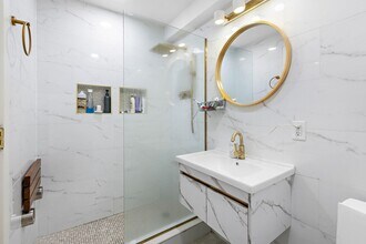 142 Morris St in Jersey City, NJ - Building Photo - Building Photo