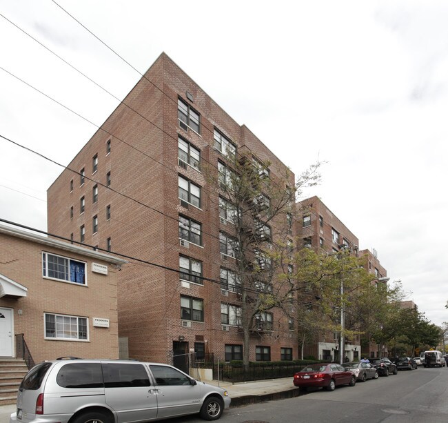 The Gateway Apartments Far Rockaway, NY Apartments For Rent