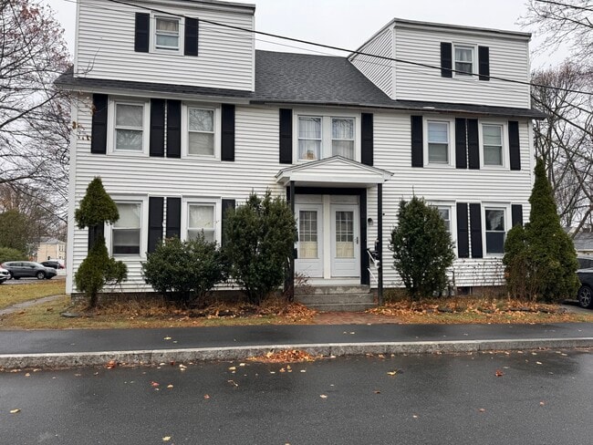 70 Pleasant St, Unit 2