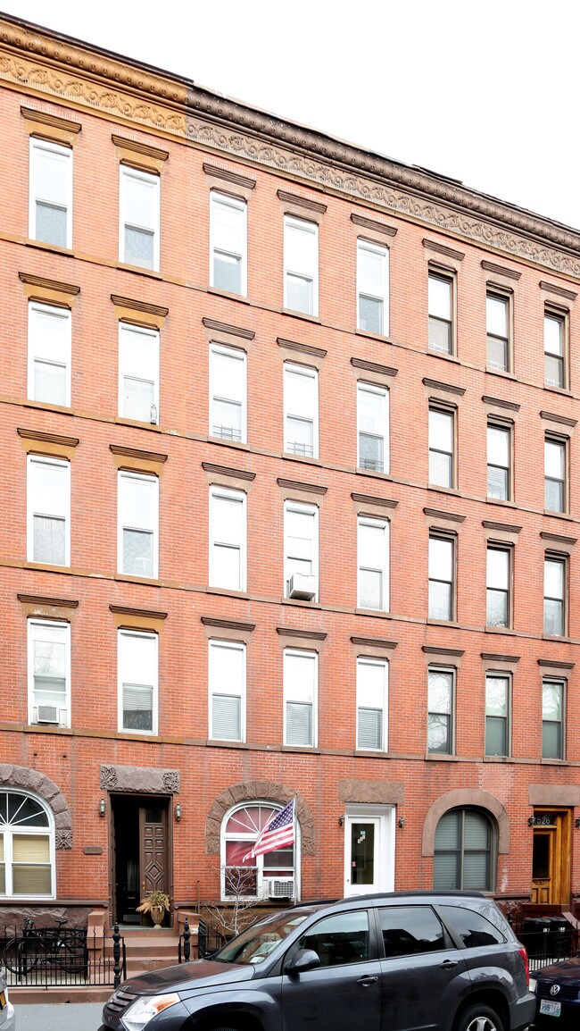 528 Henry St in Brooklyn, NY - Building Photo - Building Photo
