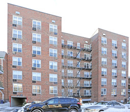 The Clarendon House in Flushing, NY - Building Photo - Building Photo