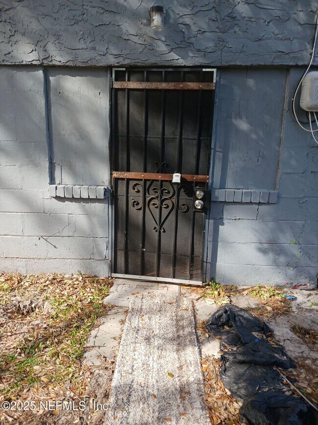 1551 W 33rd St in Jacksonville, FL - Building Photo - Building Photo