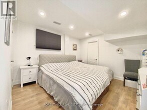 55 Toporowski Ave in Richmond Hill, ON - Building Photo - Building Photo