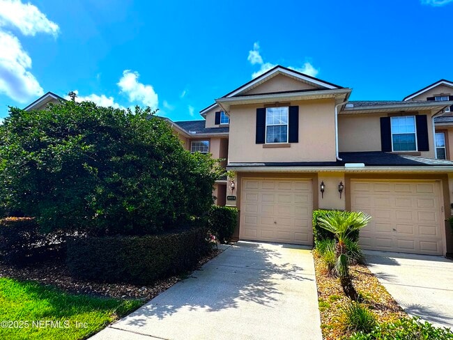 property at 3685I Creswick Cir