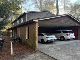 3701 Donovan Dr in Tallahassee, FL - Building Photo