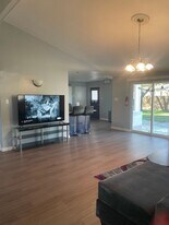 3305 Forest Ln in Dallas, TX - Building Photo