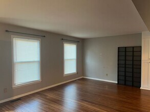 5912 Pine Tree Ct in Raleigh, NC - Building Photo - Building Photo