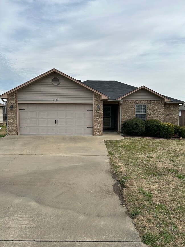 property at 1522 E 11th Cove