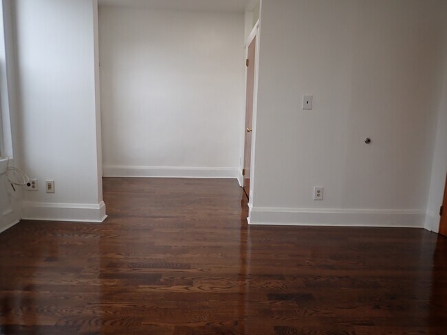 1559 Eastern Pkwy in Brooklyn, NY - Building Photo - Building Photo