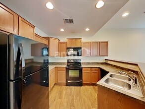 20025 N 20th St in Phoenix, AZ - Building Photo - Building Photo